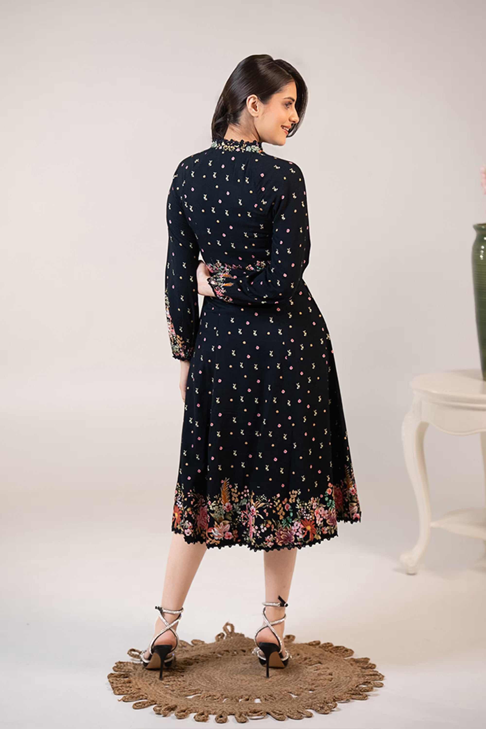 floral print midi dress with long sleeves – back view
