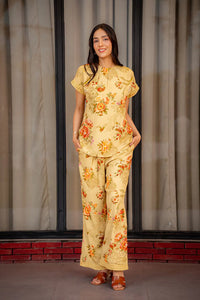 Women’s yellow floral printed co-ord set full front look